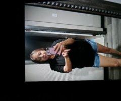 Hey guys im looking for a night to remember hit me up - Image 2