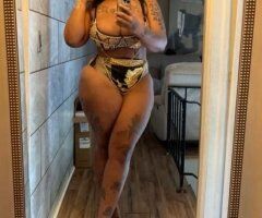 lightskin big booty incall only - Image 5