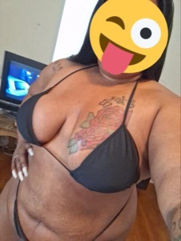 Big Booty Brandy 💦👅🍑🫦Wet deepthroat 💦💦👅Creamy pussy - 1