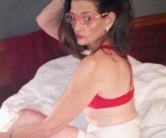Lady G - Image 12