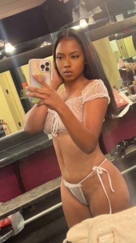 gentlemen prefer naomii - 1