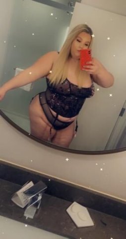 💞Irresistible Paris 😋🍬🍭👸🏼All Natural, Curvy Blonde 💫Girl Next Door💫 I’ll Keep You Wanting More ❤🔥🍒💋 - 1
