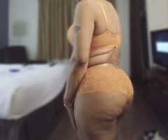 Jersey Shore escorts - Short & Stacked