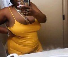 North Bay escorts - MILF CANDY AVAILABLE 24/7 ..... AA OKAY.....$100 QV SPECIAL FULL SERVICE (NO BB) hit me up baby 😜