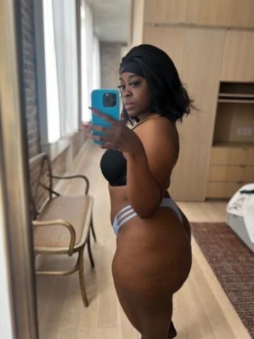 Suppa Fat 🍑 , Suppa Wet 😻 - 1