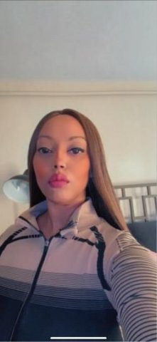 Dominican babe visiting louisville text only - 1
