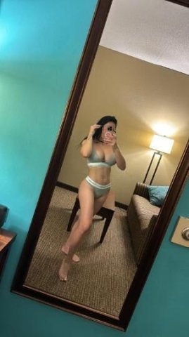 beautiful lady with big ass and rich vagina💦👅💋🥵🙈 - 1