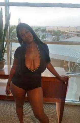 🍎🍫🍭Bigsweets in town Now!!!! im here call me Now! - 1