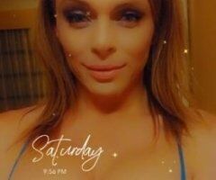 Quad Cities escorts - Hot horny wild time..cum get it - tonight only!
