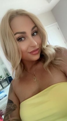 Blonde Baddie 💋 - 1