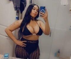 ~BUSTY BOMBSHELL~ - Image 2