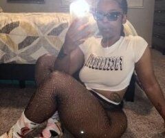 You Can Come See Me Or I Come See You 🩷🫶🏽 The Natural Goddess 💐 Like this IN REAL LIFE. - Image 2