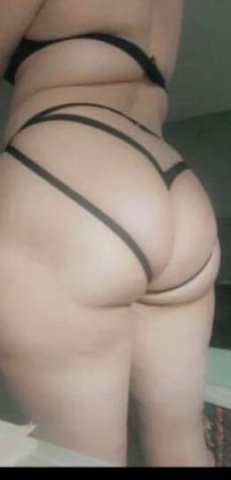 Let me splash on You.....cute blond ready to have fun and party with you - 1
