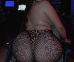 Young Hot Milf Yummy E - Image 7