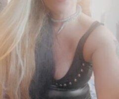 weekend fun come check out this pussy all in your mouth👅💦 - Image 3