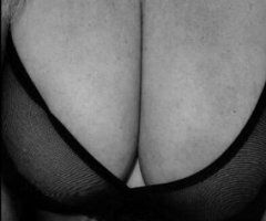 Voluptuous Vivacious Blonde BBW Nympho Hewitt Waco - Image 5