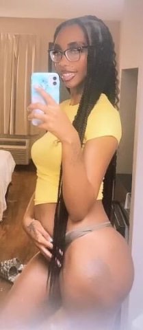 Real Dick sucking machine and spuirting pappppiiii 💦😇 - 1