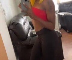 Sioux City escorts - wet skinny petite slippery pussy 💦🐱