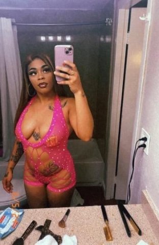 Sexy, Wild and Fun 💦 Tight good pussy gripper💦 - 1