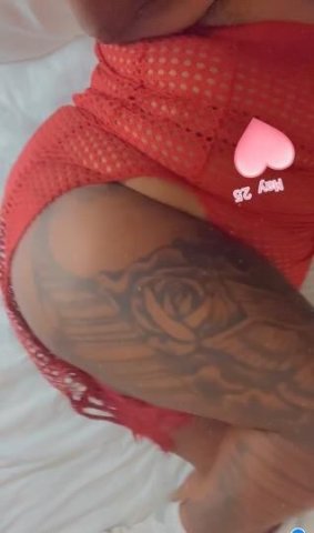 BBW BIG SQUIRTER LITTLE PUSSY - 1