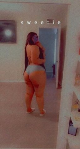 chica curvy 🍑sexy latina 🥵 - 1