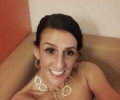 Stunning mature fit woman - Image 2