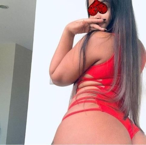Chica con curvas Culo Grande Disponible 24/7 Regrese mis amores soy Lis y quiero que me comas el pastelito 😍🍰👅🔥 - 1