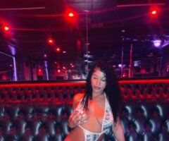Eugene escorts - sky available now text or call