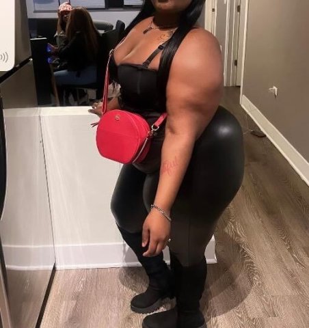 SEXXY CHOCOLATE 🍫 BBW - 1