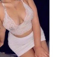 Chicago escorts - OUTCALL-- New Number Briana Latina - HOT N READY