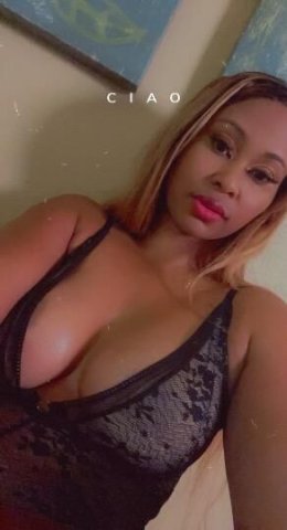 🏹✅Super Hot Busty Beauty here for a short while✅🏹 - 1