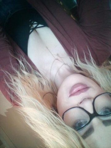 sexy Saturday!!! ask me about my friends ! all seeking a good time 😉 😁 - 1