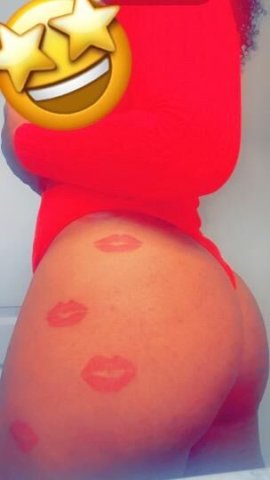 i have a Tight P***y Wet 💦💦 - 1