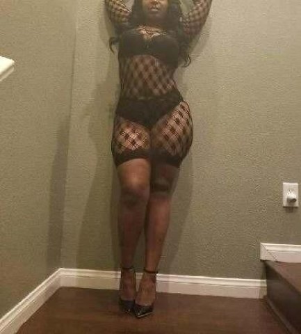 100% REAL AVAILABLE NOW BIG BOOTY SMALL WAIST AND READY TO PLAY - 1
