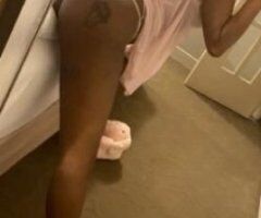 Chesapeake escorts - slim thick brownskin with phat pussy ready for outcalls and cardates