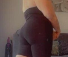 23 year old PAWG 😏🤤 - Image 3