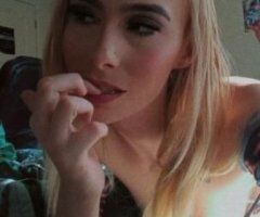 Merced escorts - love sucking dick hope it can be yours 👀💕