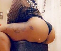 Guess who is back! thick caramel Bri - Image 8