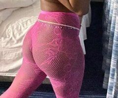 Norfolk escorts - slim thick brownskin with phat pussy ready for outcall meets