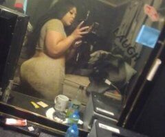 Discrete Wet Redbone pussy here for you daddy 😜😍💙 - Image 4