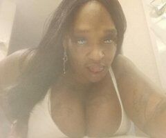SEASONED, SEXY, NAUGHTY & READY💗available for your desires ✅ - Image 4