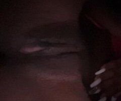 Southeast Iowa escorts - wet skinny petite slippery pussy 💦🐱