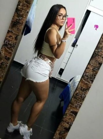 Linda chica en tu area con un cuerpo delicioso de latina - 1