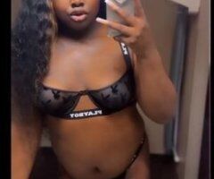💦CUMM👈🏽ON MY😋ASS AND👉🏽TITTIES🍆💦 - Image 4