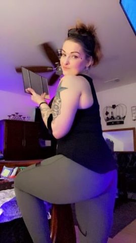 💋🍒CANT MISS THIS SWEET TREAT🧁🍭 - 1