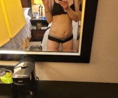 Kansas City escorts - I'm Looking For Molly!