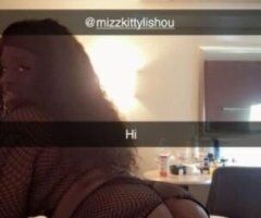 mizzkitty the one and only 3 holes available i can verify Google meet or snap - Image 2