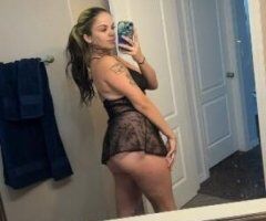 El Paso escorts - my long legs need to be put to use 🥵