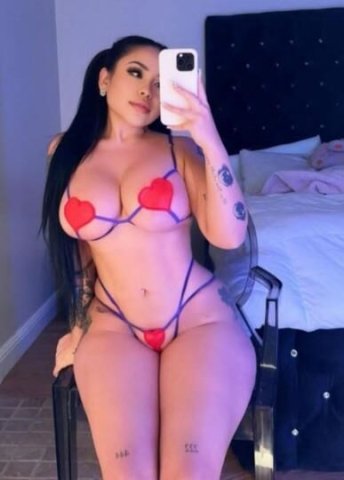 Hello my special 😍😍 for the weekend it is 75 one hour and two hours 150 I accept cash 😈😈 - 1