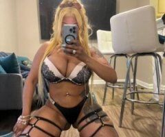 North Mississippi escorts - Facesitting hottie 🍑 🥶incallz upscale privacy🎯all night 🥶 ❤qv specials all night ❤fetish friendly ❤Landing strip hottie
